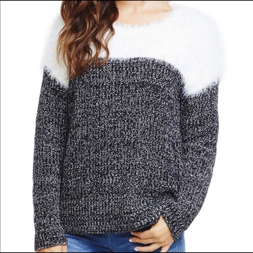 Two by Vince Camuto Marled Eyelash Sweater Size XS
